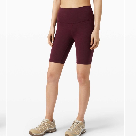 lululemon athletica Pants - LULULEMON Wunder Train High Rise Short 8” In Heathered‎ Cassis Size 6